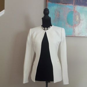 Tahari ASL/ White/ Open Front /Blazer